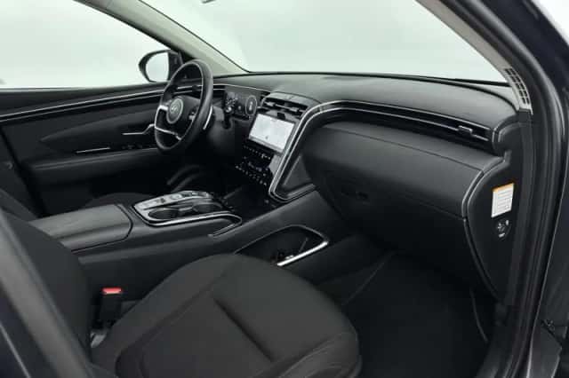 Hyundai Tucson (2022) thumbnail 17