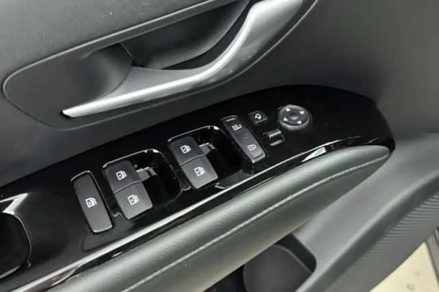 Hyundai Tucson (2022) thumbnail 11