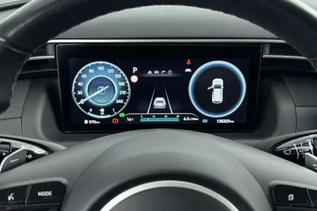 Hyundai Tucson (2022) thumbnail 10