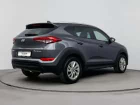 Hyundai Tucson (2018) thumbnail 2