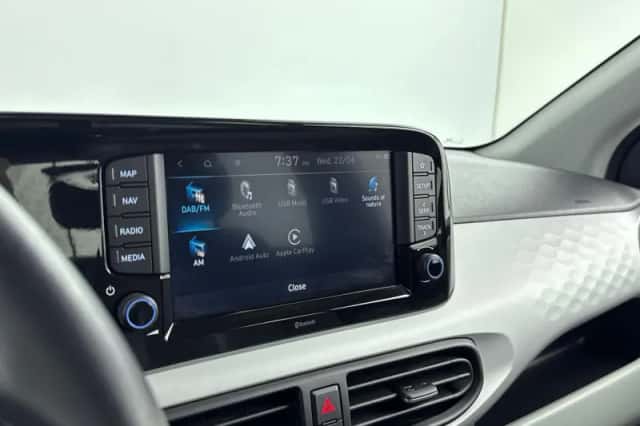 Hyundai i10 (2023) thumbnail 13