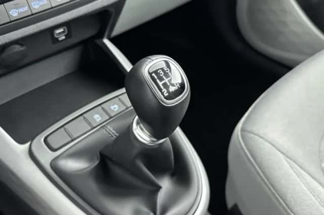 Hyundai i10 (2023) thumbnail 14