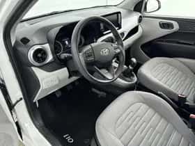 Hyundai i10 (2023) thumbnail 18