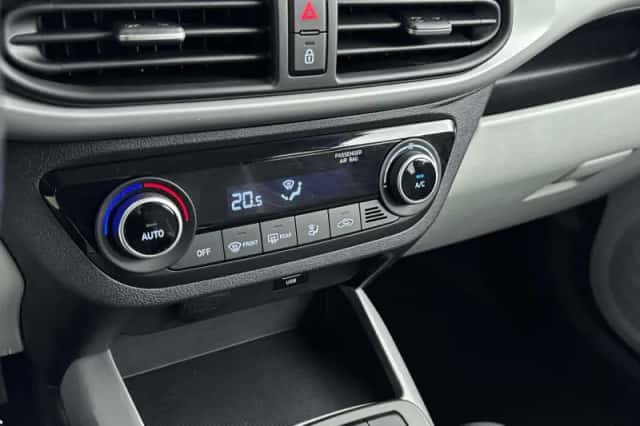 Hyundai i10 (2023) thumbnail 24