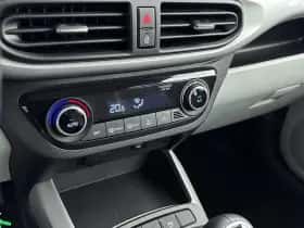 Hyundai i10 (2023) thumbnail 24