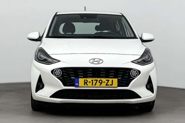 Hyundai i10 (2023) thumbnail 5