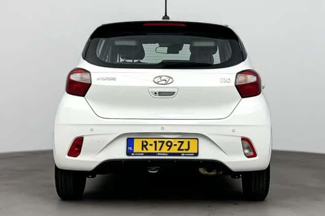 Hyundai i10 (2023) thumbnail 6