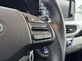Hyundai i10 (2023) thumbnail 9