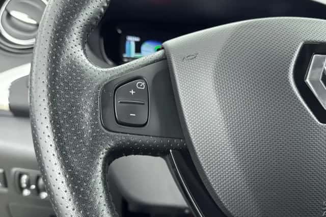 Renault Zoé (2018) thumbnail 15