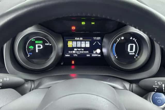 Toyota Yaris Cross (2023) thumbnail 11