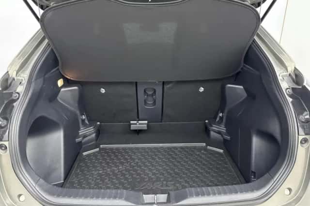 Toyota Yaris Cross (2023) thumbnail 17