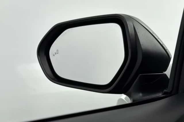 Toyota Yaris Cross (2023) thumbnail 21