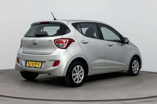 Hyundai i10 (2017) thumbnail 2