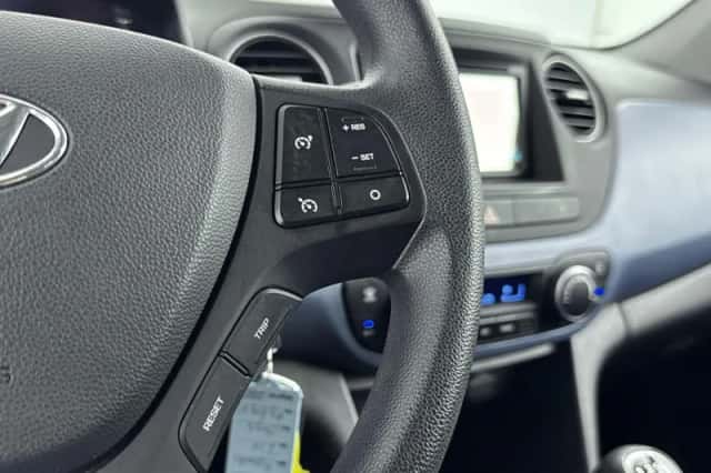 Hyundai i10 (2017) thumbnail 14