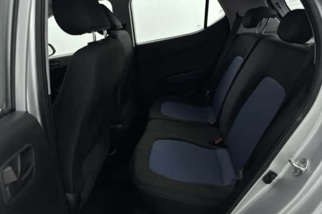Hyundai i10 (2017) thumbnail 27