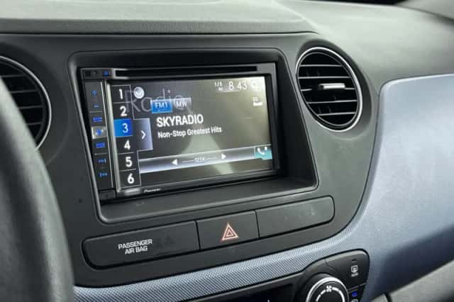 Hyundai i10 (2017) thumbnail 9