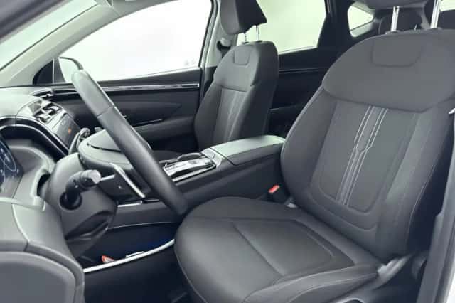 Hyundai Tucson (2022) thumbnail 12