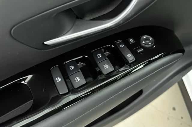 Hyundai Tucson (2022) thumbnail 17