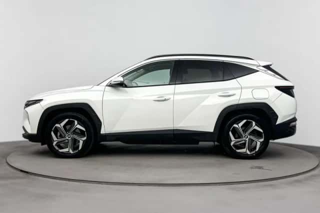 Hyundai Tucson (2022) thumbnail 3