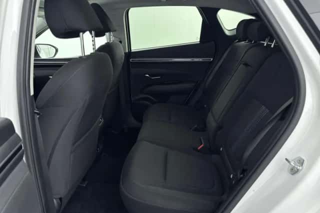 Hyundai Tucson (2022) thumbnail 25