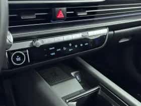Hyundai Ioniq 6 (2023) thumbnail 24