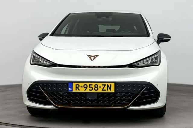 CUPRA Born (2022) thumbnail 5