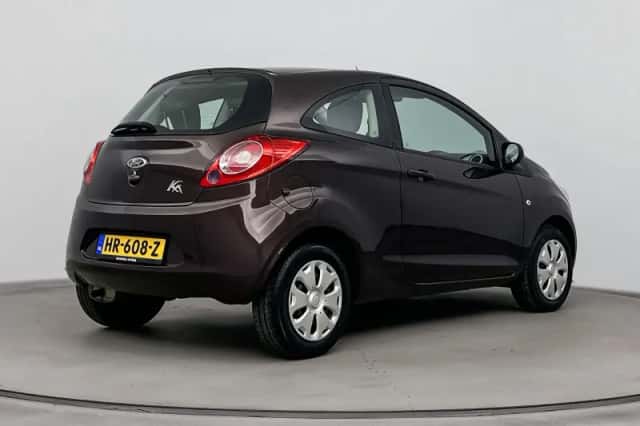 Ford Ka (2016) thumbnail 2