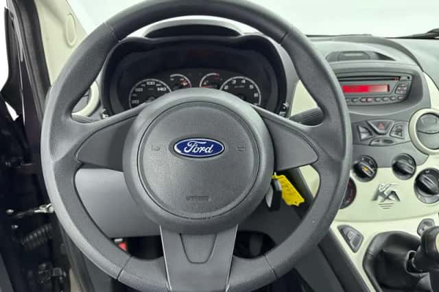 Ford Ka (2016) thumbnail 16
