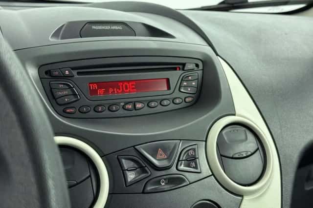 Ford Ka (2016) thumbnail 9