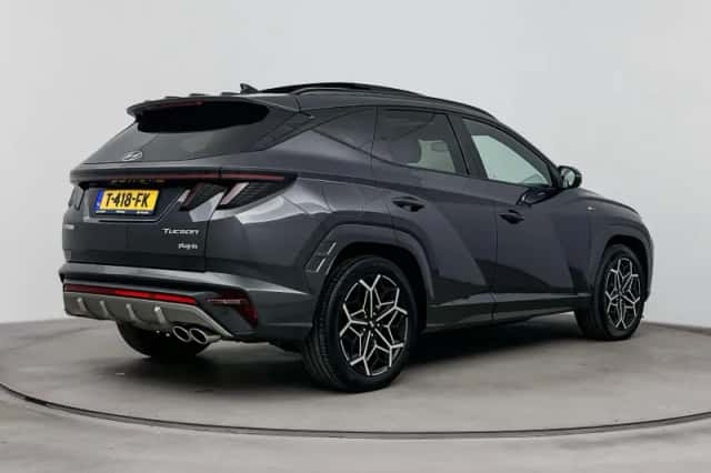 Hyundai Tucson (2023) thumbnail 2