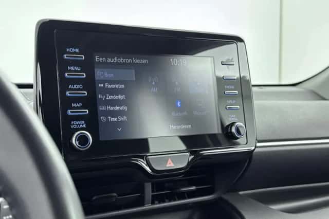 Toyota Yaris (2021) thumbnail 14