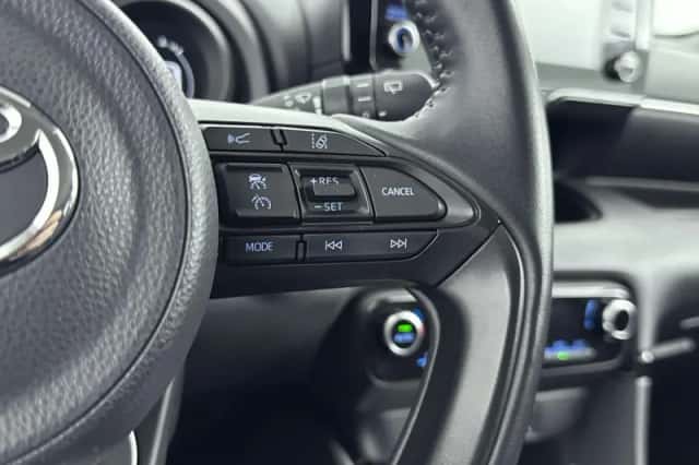 Toyota Yaris (2021) thumbnail 15