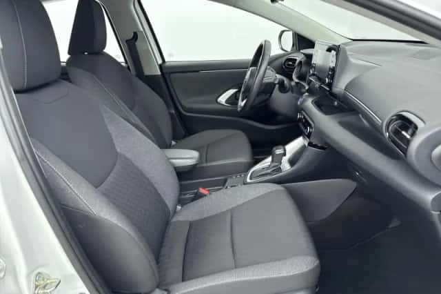 Toyota Yaris (2021) thumbnail 26