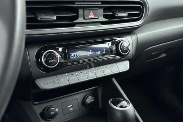 Hyundai Kona (2021) thumbnail 26