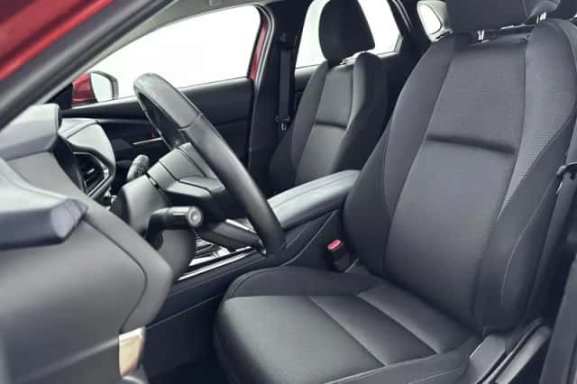 Mazda CX-30 (2019) thumbnail 32