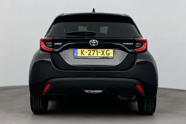 Toyota Yaris (2021) thumbnail 6