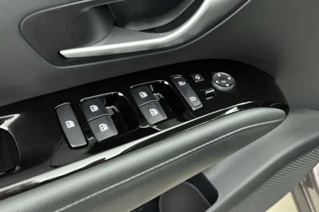 Hyundai Tucson (2023) thumbnail 12