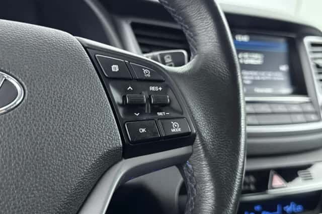 Hyundai Tucson (2016) thumbnail 11