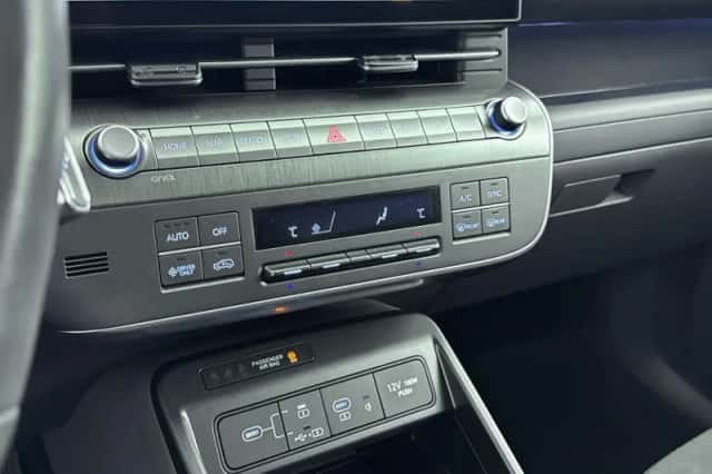 Hyundai Kona (2023) thumbnail 26