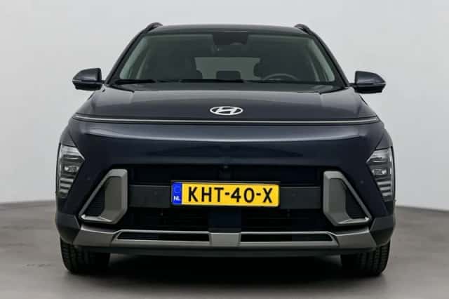 Hyundai Kona (2023) thumbnail 5