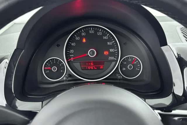 Volkswagen Up! (2012) thumbnail 12