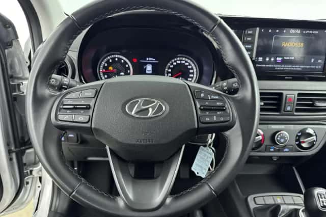 Hyundai i10 (2022) thumbnail 11