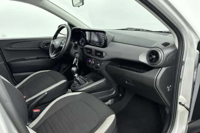 Hyundai i10 (2022) thumbnail 19