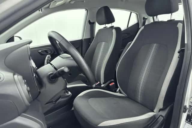 Hyundai i10 (2022) thumbnail 26