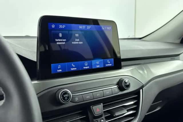 Ford Focus (2021) thumbnail 15
