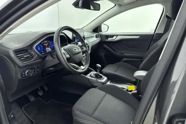 Ford Focus (2021) thumbnail 21