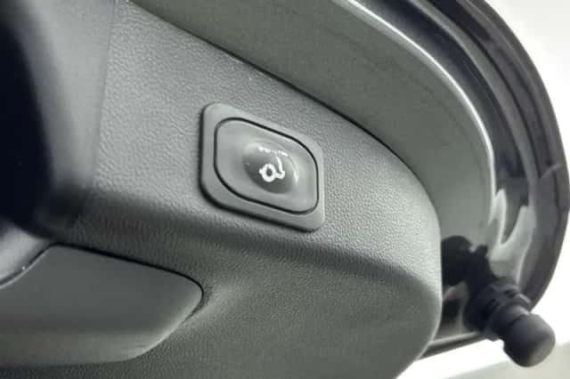 Ford Focus (2021) thumbnail 23