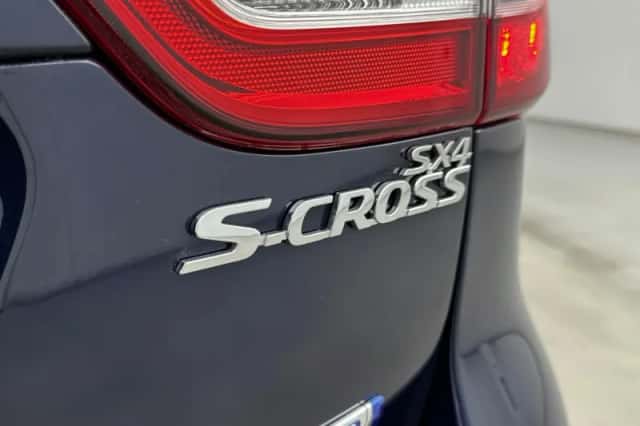 Suzuki S-Cross (2021) thumbnail 17