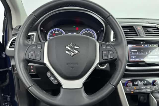 Suzuki S-Cross (2021) thumbnail 28