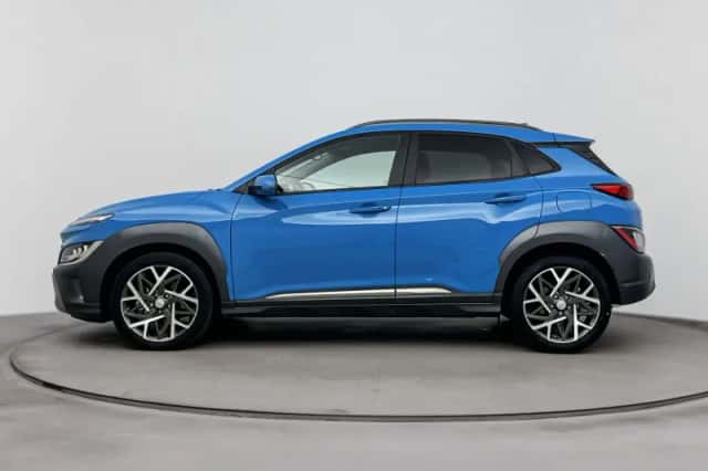 Hyundai Kona (2022) thumbnail 3